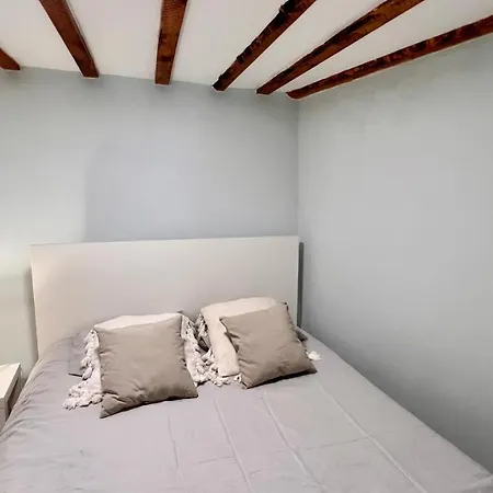Loft Lisbon Alfama Apartment-3